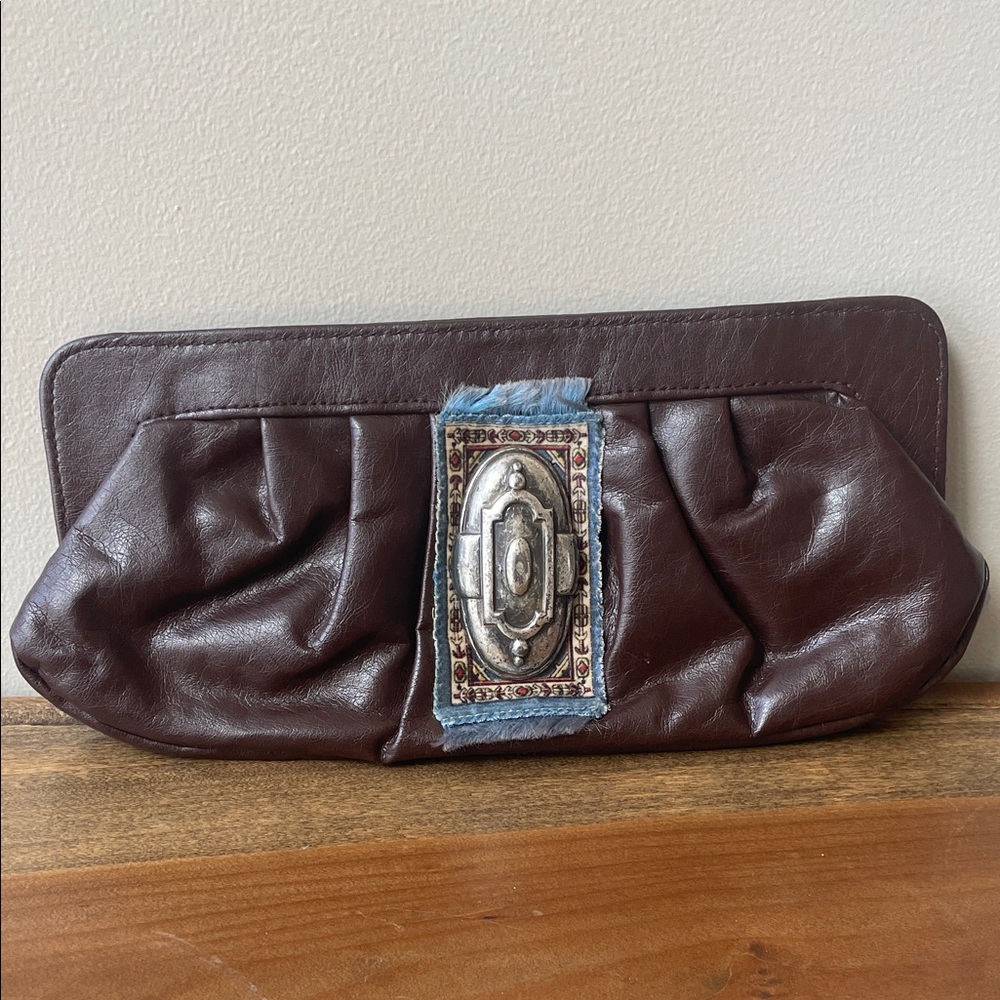 Chateau Rich Brown Leather Clutch
